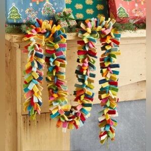 Vibrant Wool Garland Sustainable Minimal Holiday Decore $225 Retail Rare